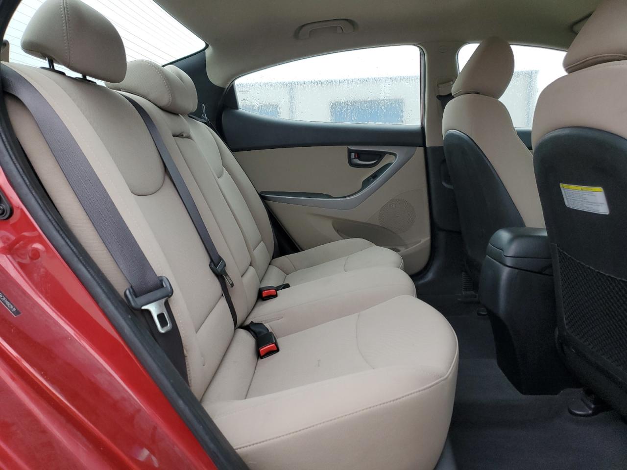 2014 Hyundai Elantra - Image 10