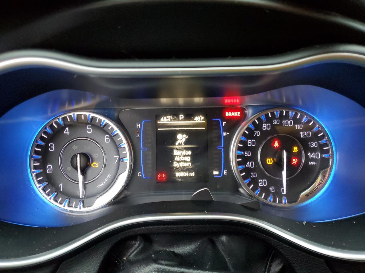 2015 Chrysler 200 - Image 9