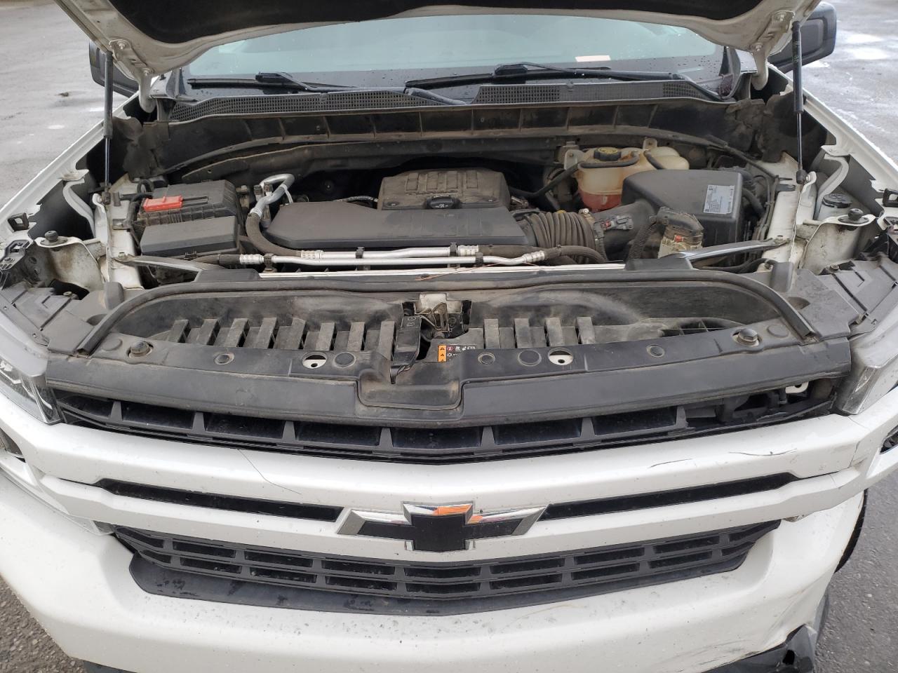 2020 Chevrolet Silverado - Image 11
