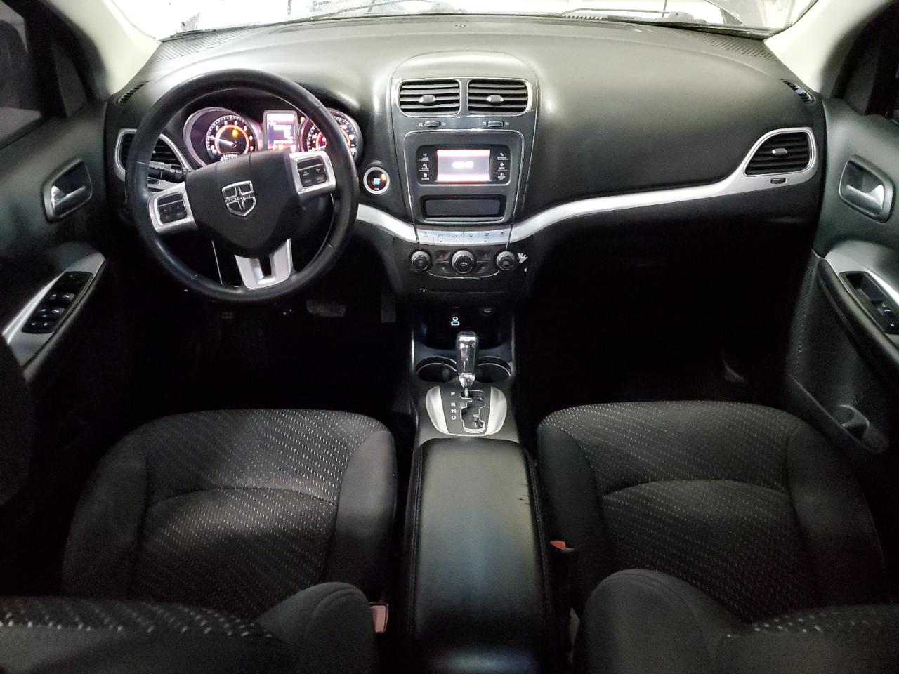 2018 Dodge Journey - Image 8