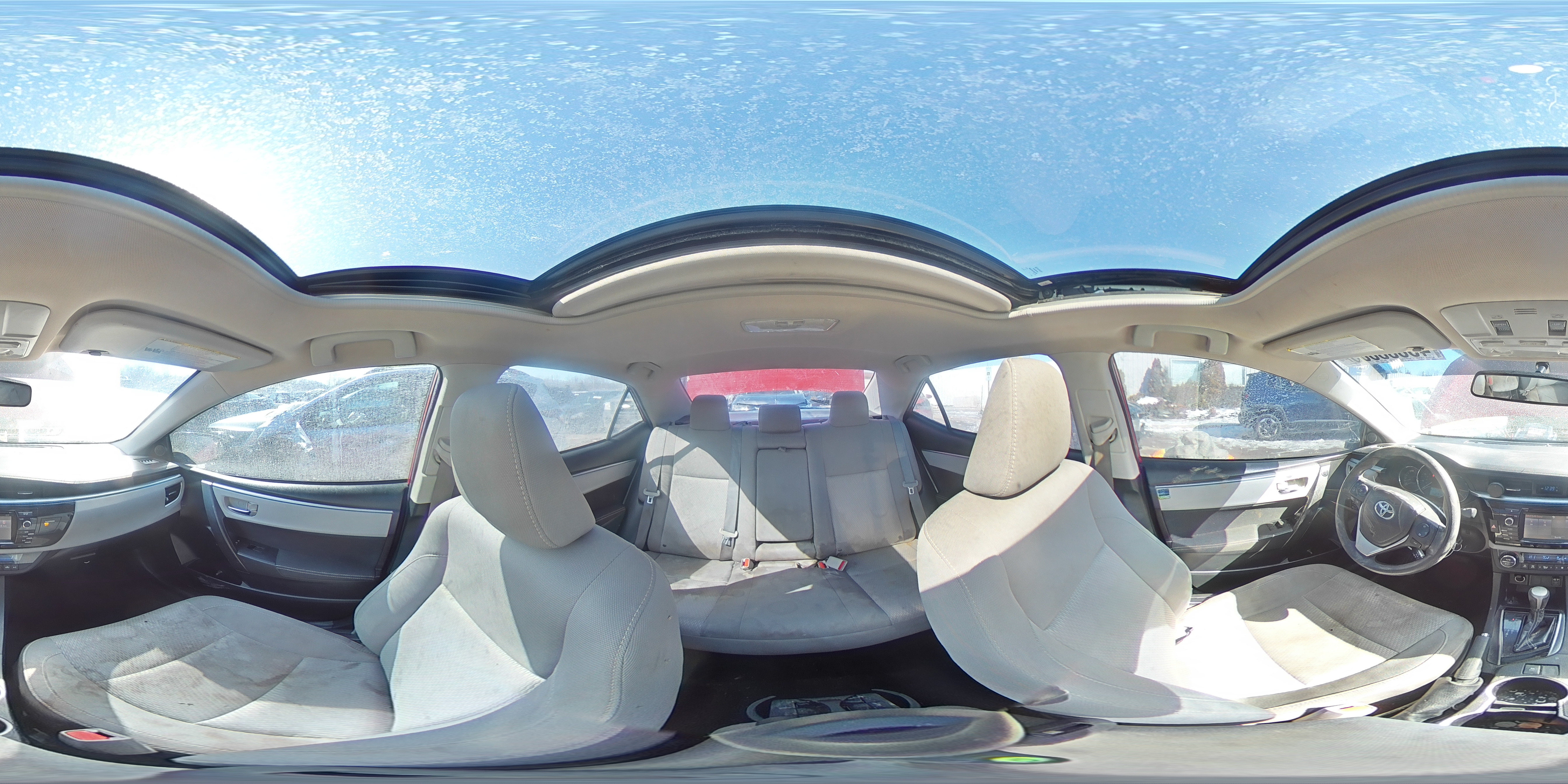 2015 Toyota Corolla - Image 15