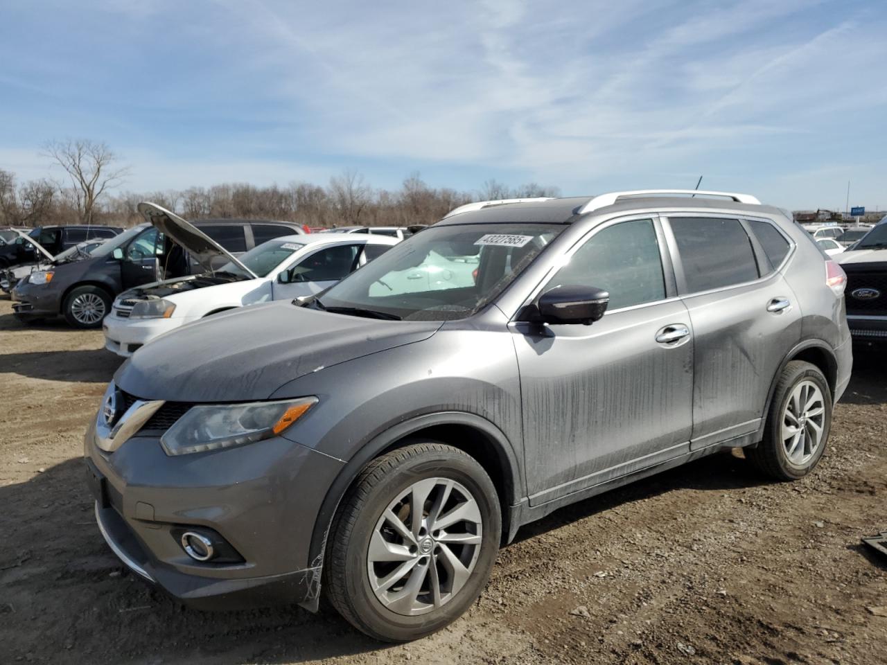 2015 Nissan Rogue - Image 1