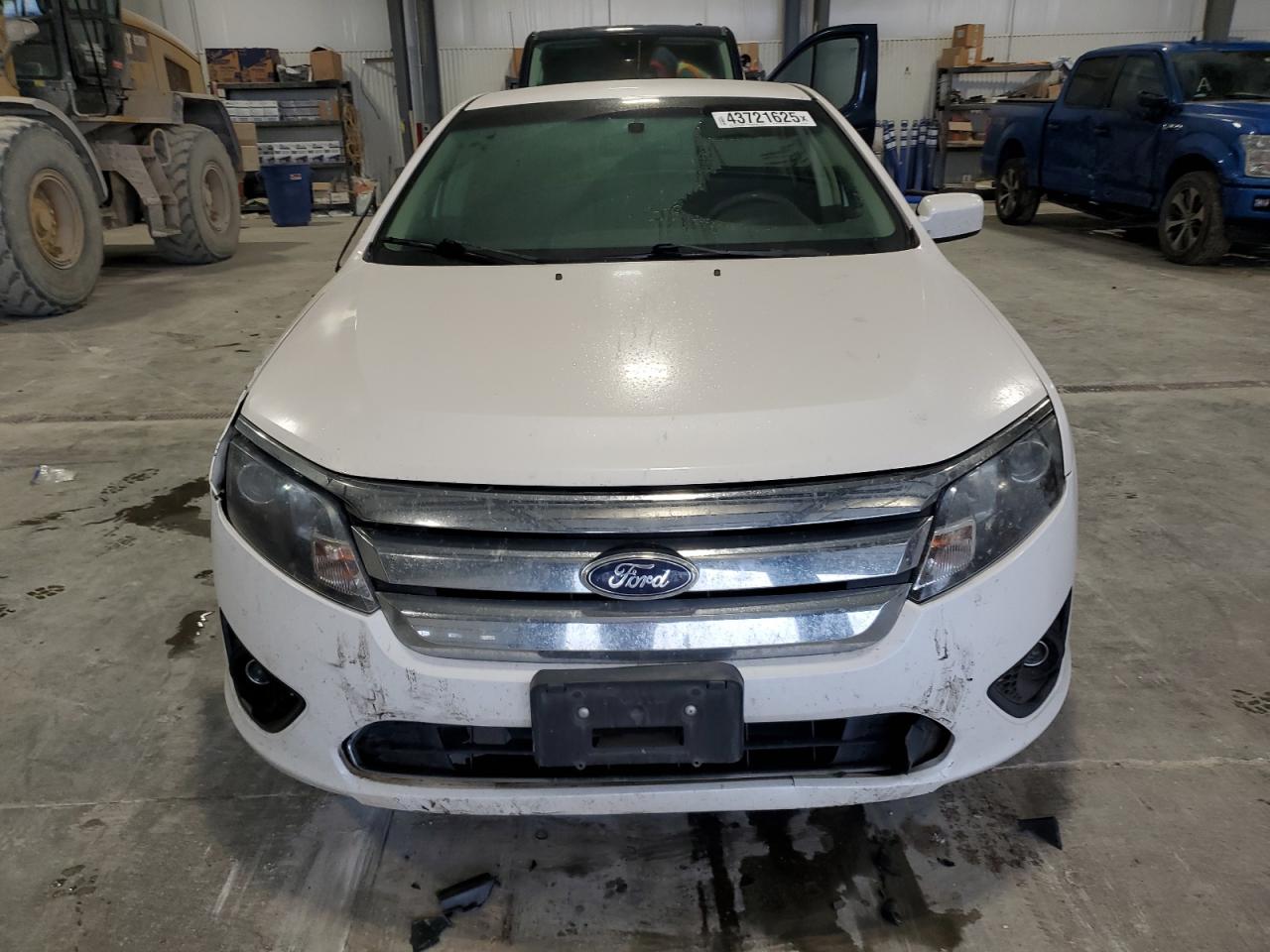 2010 Ford Fusion - Image 5