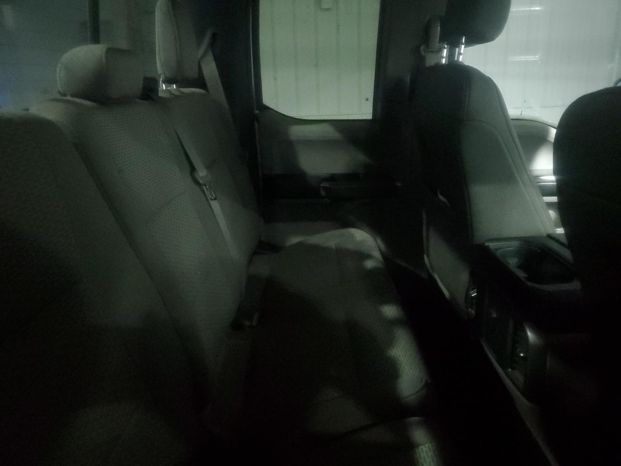 2015 Ford F-150 - Image 10