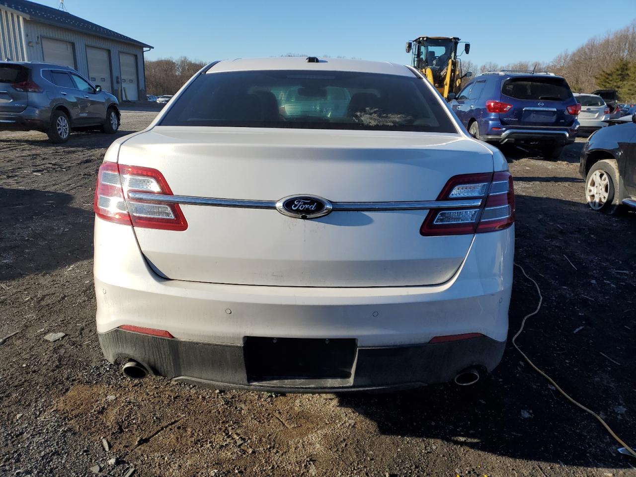 2013 Ford Taurus - Image 6