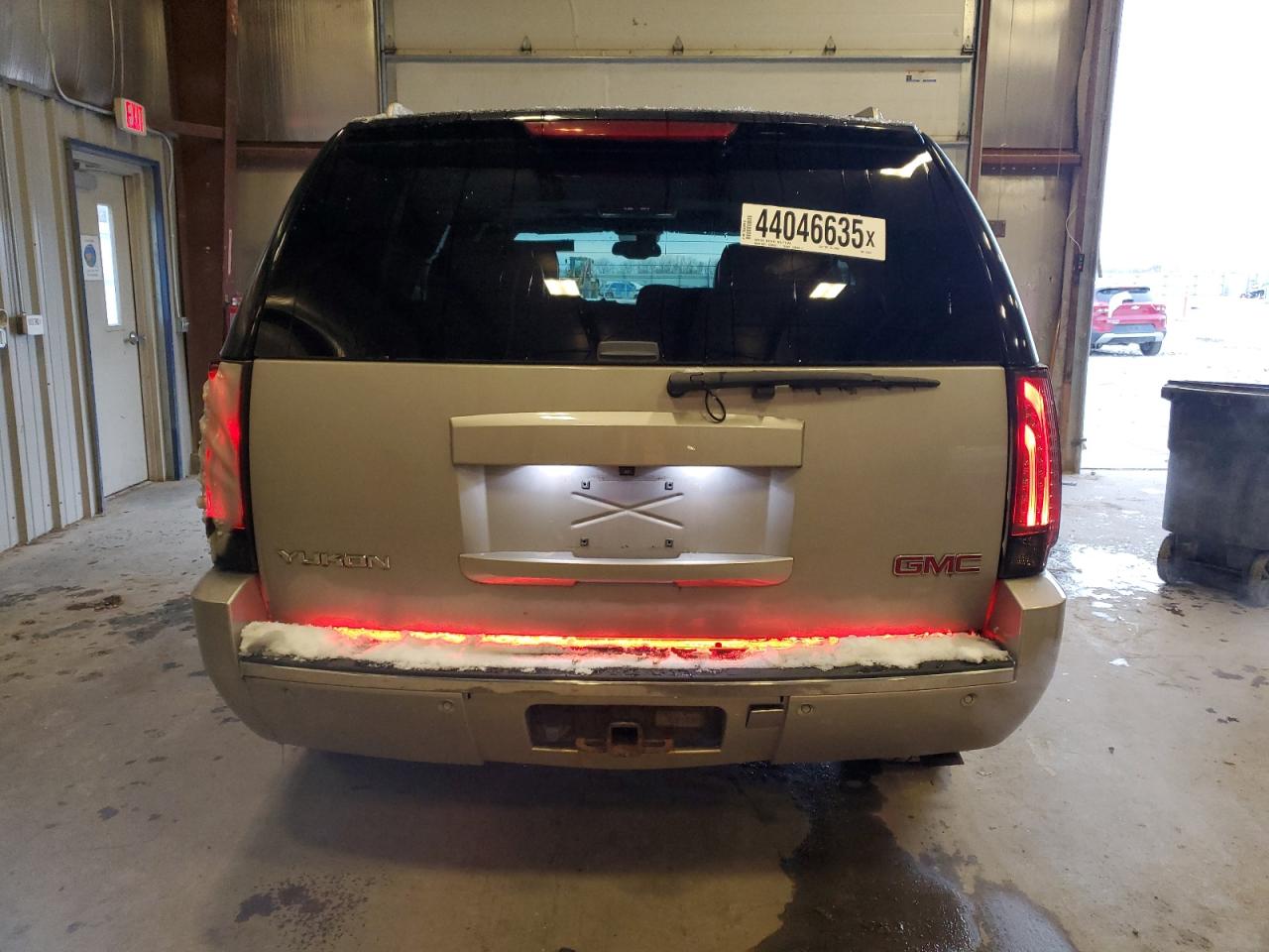 2007 GMC Yukon - Image 6