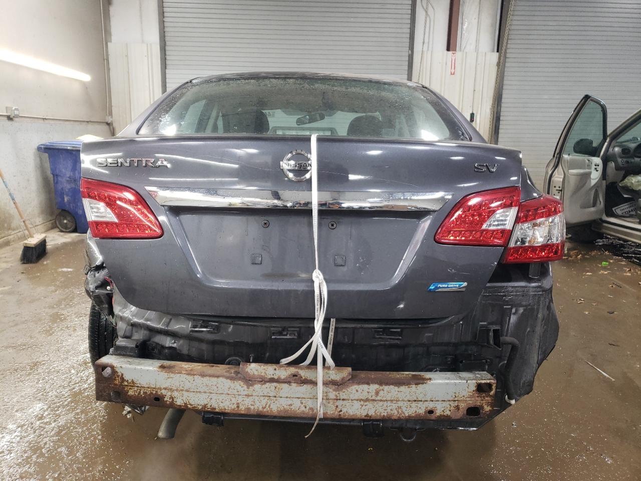 2014 Nissan Sentra - Image 6