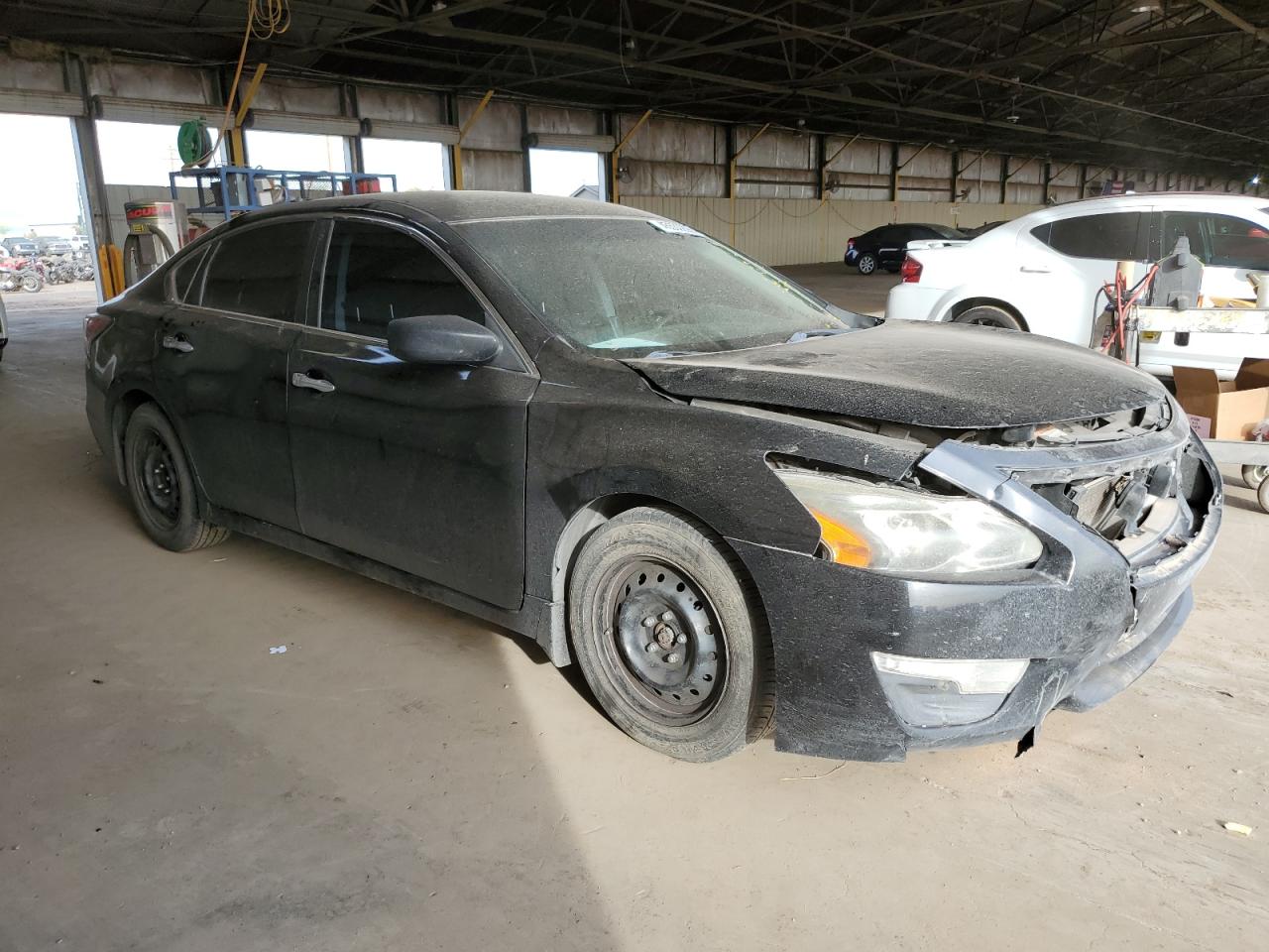 2015 Nissan Altima - Image 4