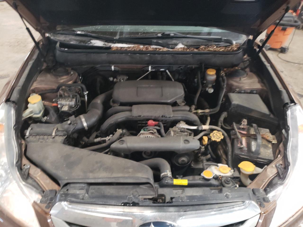 2011 Subaru Outback - Image 13