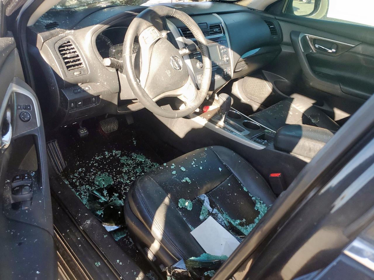 2014 Nissan Altima - Image 8