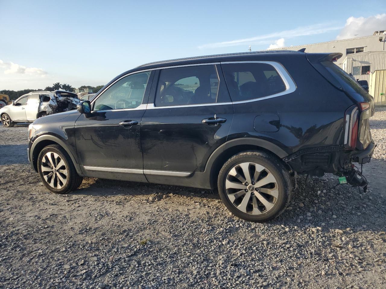 2020 Kia Telluride - Image 2