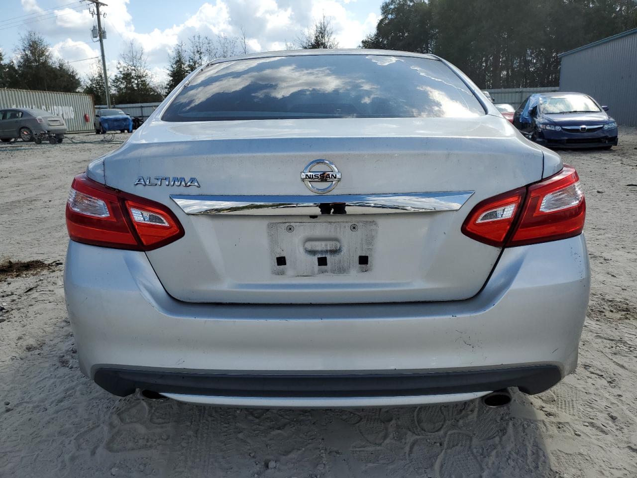 2016 Nissan Altima - Image 6