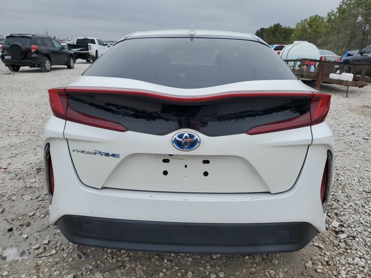 2017 Toyota Prius - Image 6