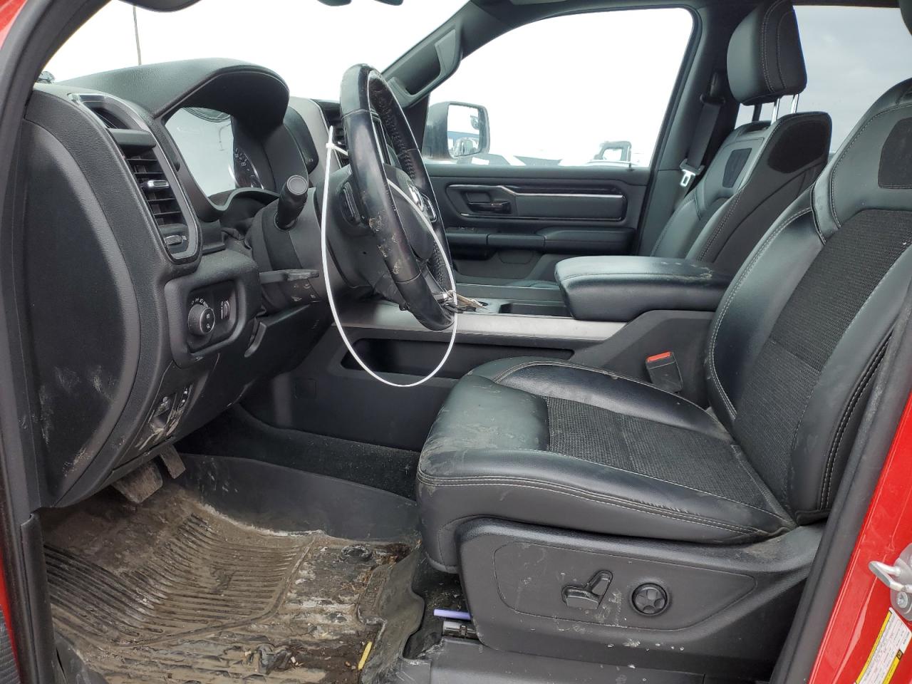 2021 RAM 1500 - Image 7