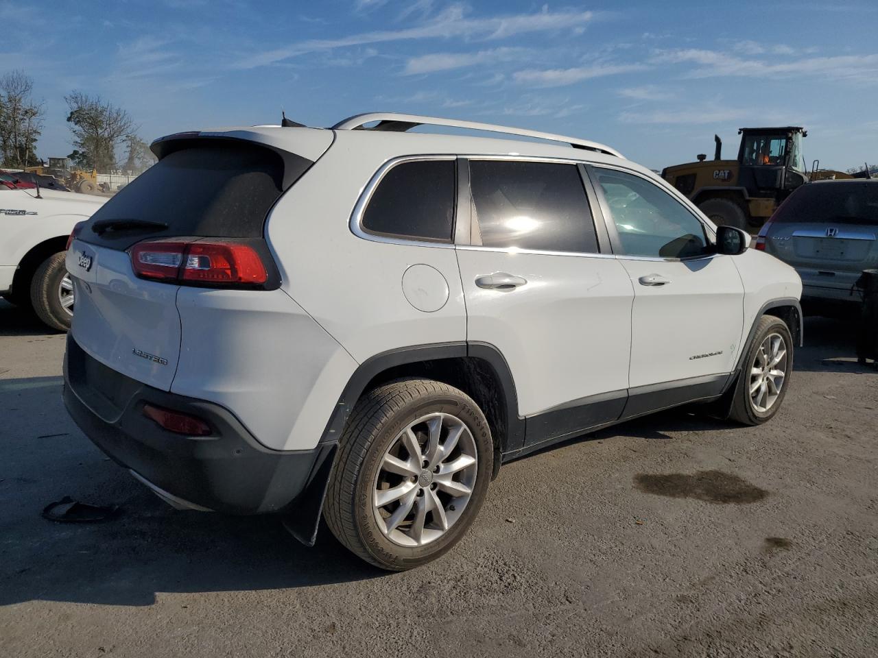 2016 Jeep Grand Cherokee - Image 3