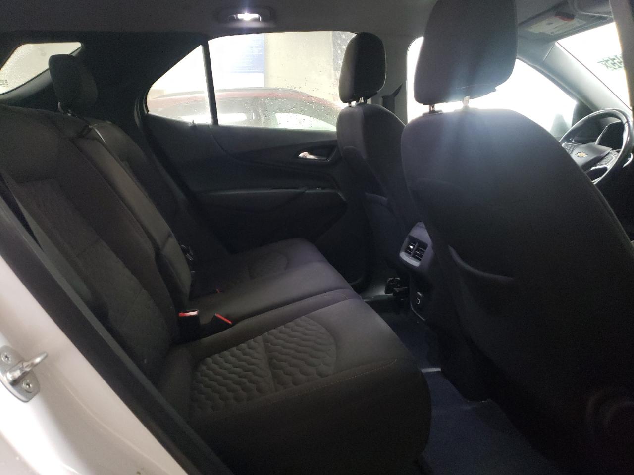 2020 Chevrolet Equinox - Image 10