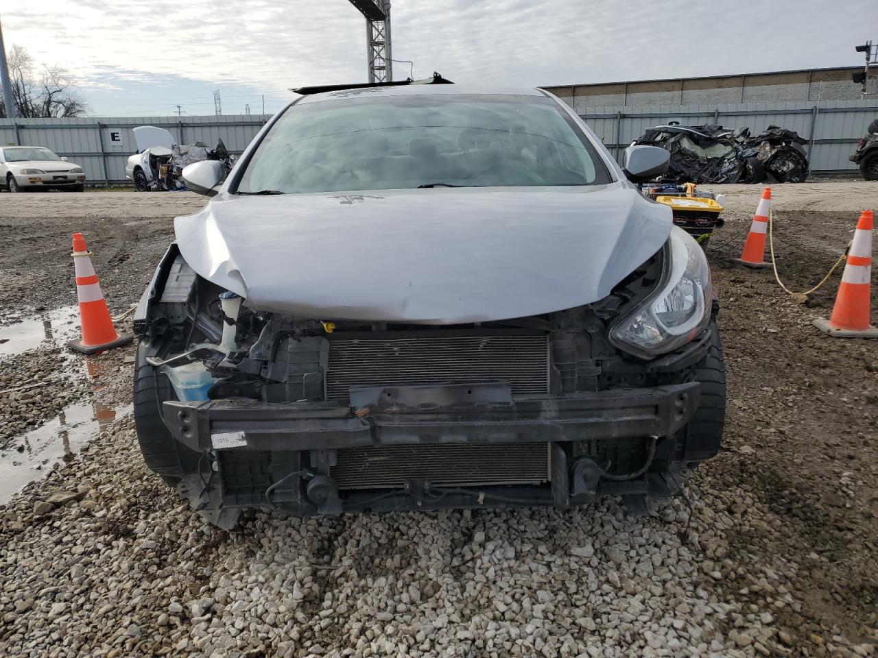 2016 Hyundai Elantra - Image 5