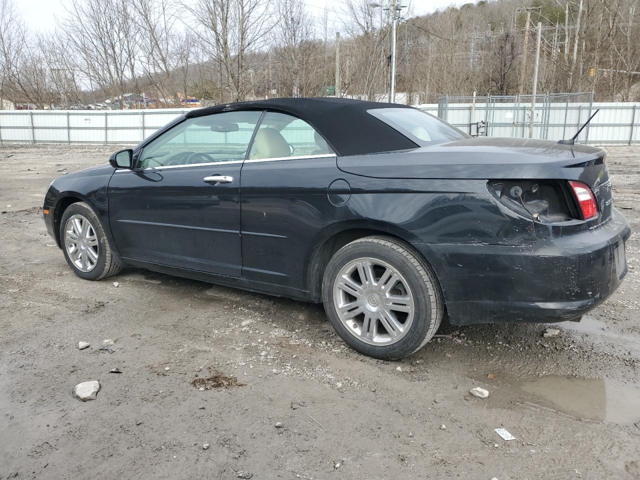 2008 Chrysler Sebring - Image 2