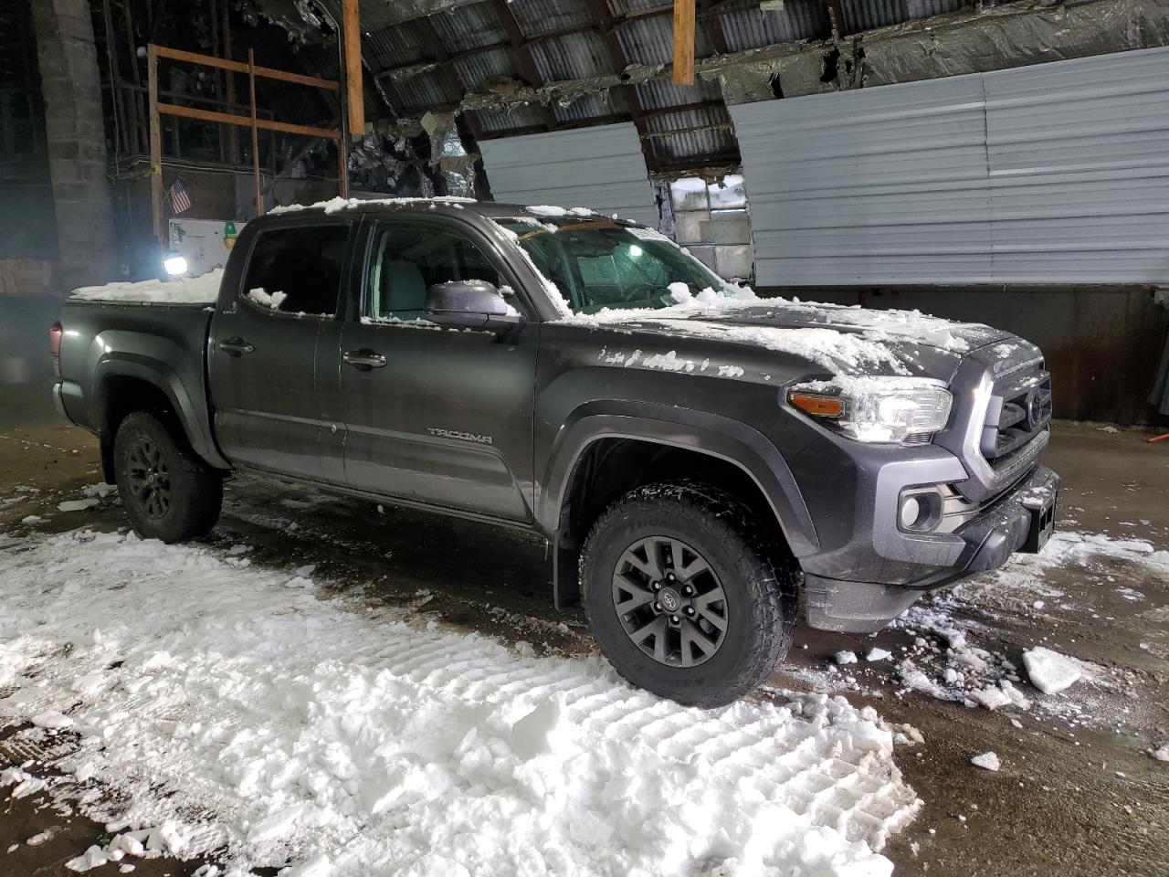 2021 Toyota Tacoma - Image 4