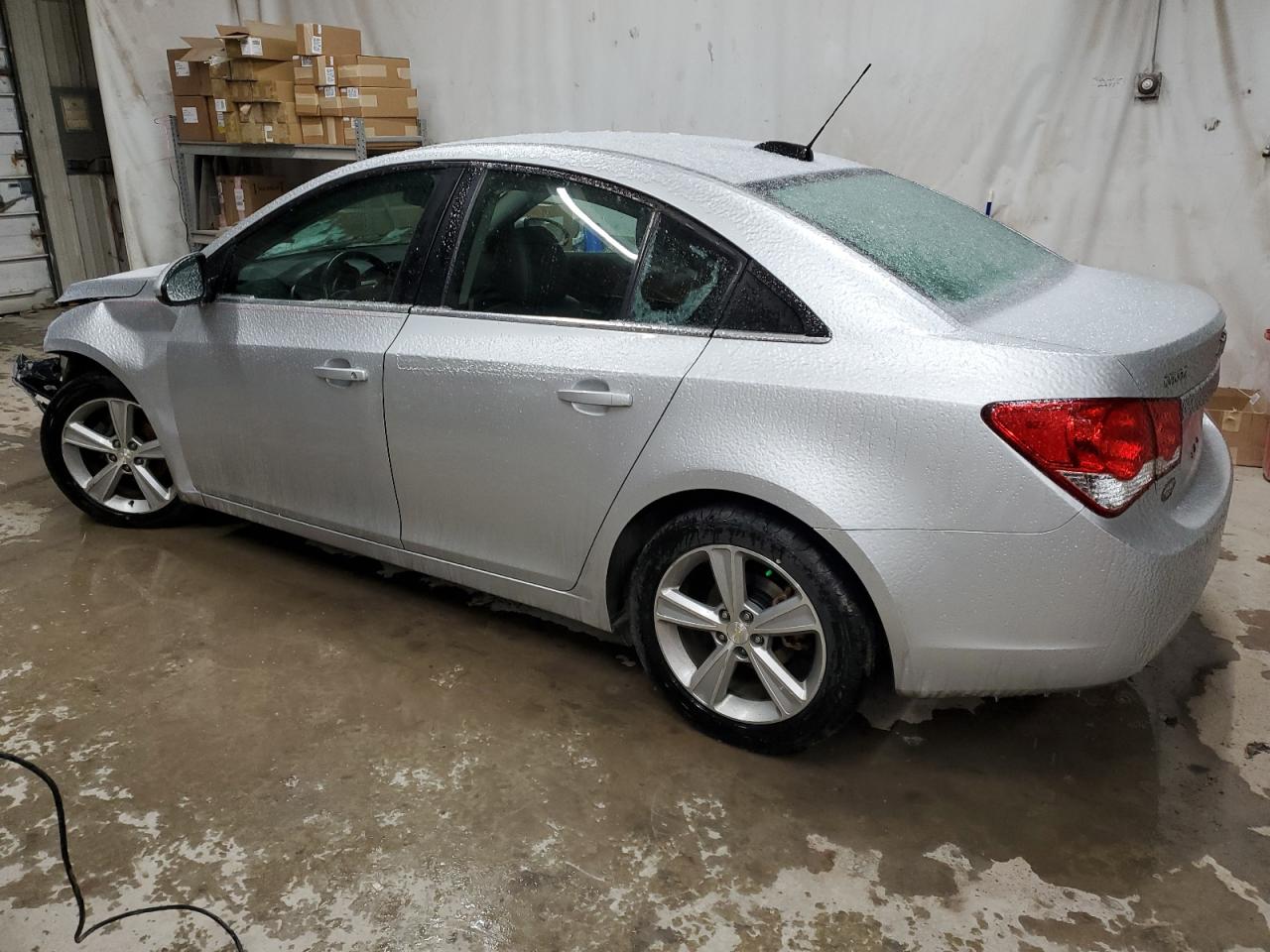2016 Chevrolet Cruze - Image 2