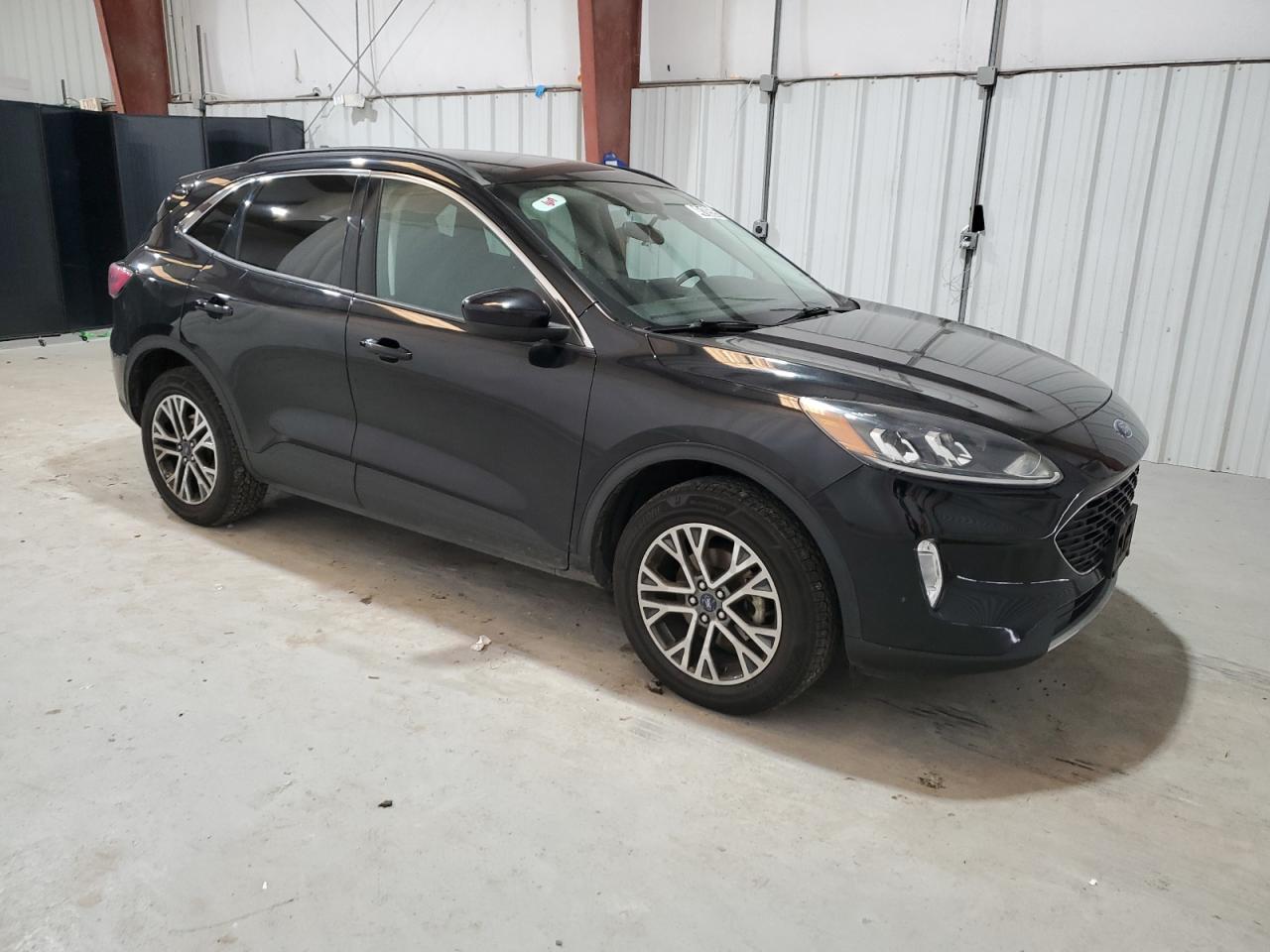 2021 Ford Escape - Image 4