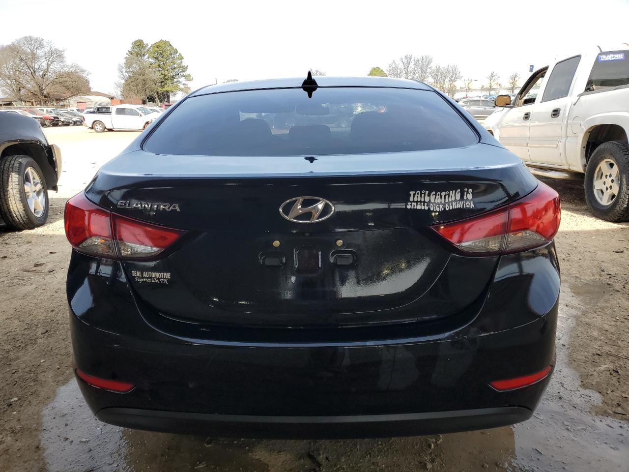 2016 Hyundai Elantra - Image 6