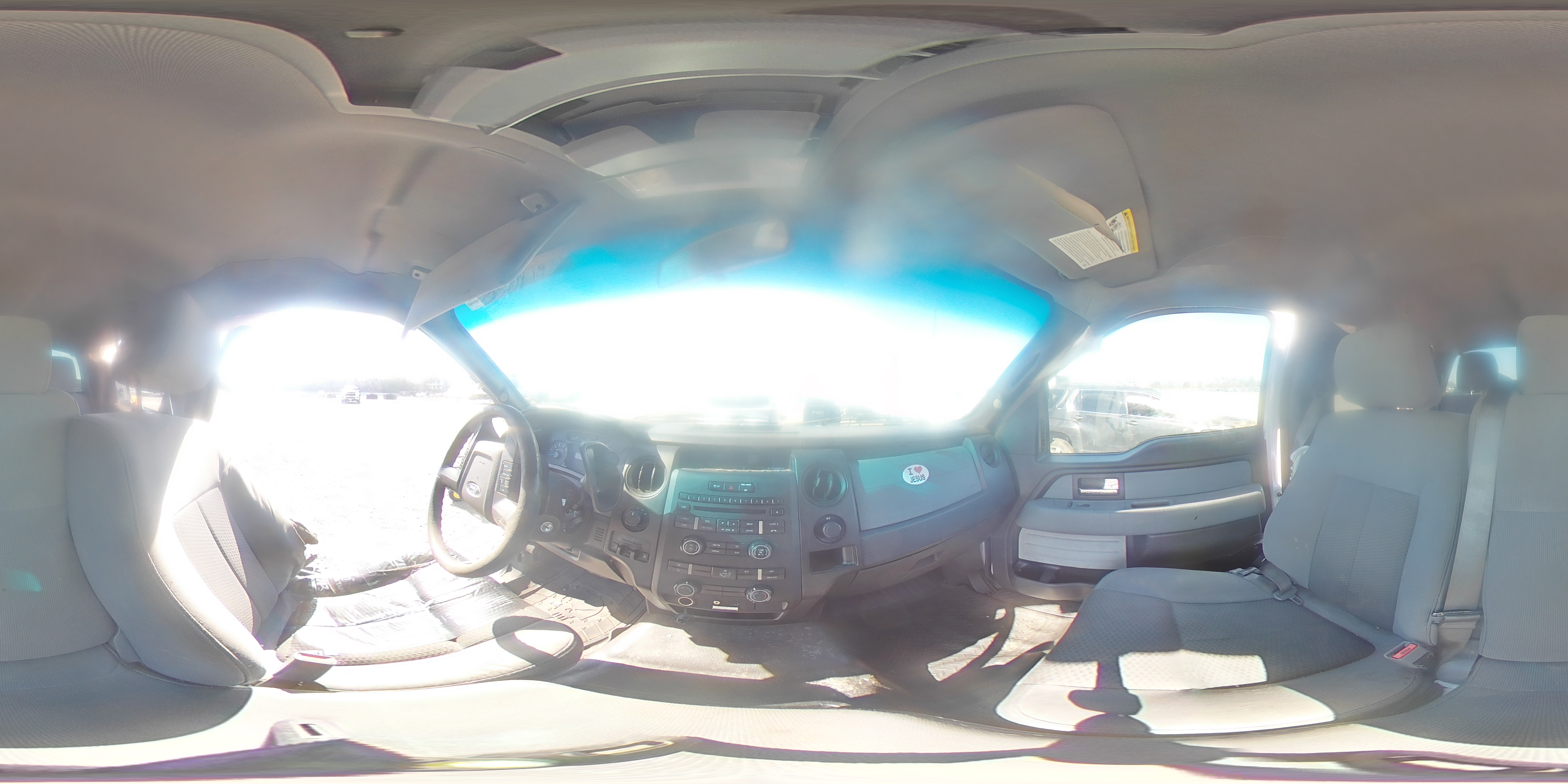 2014 Ford F-150 - Image 13