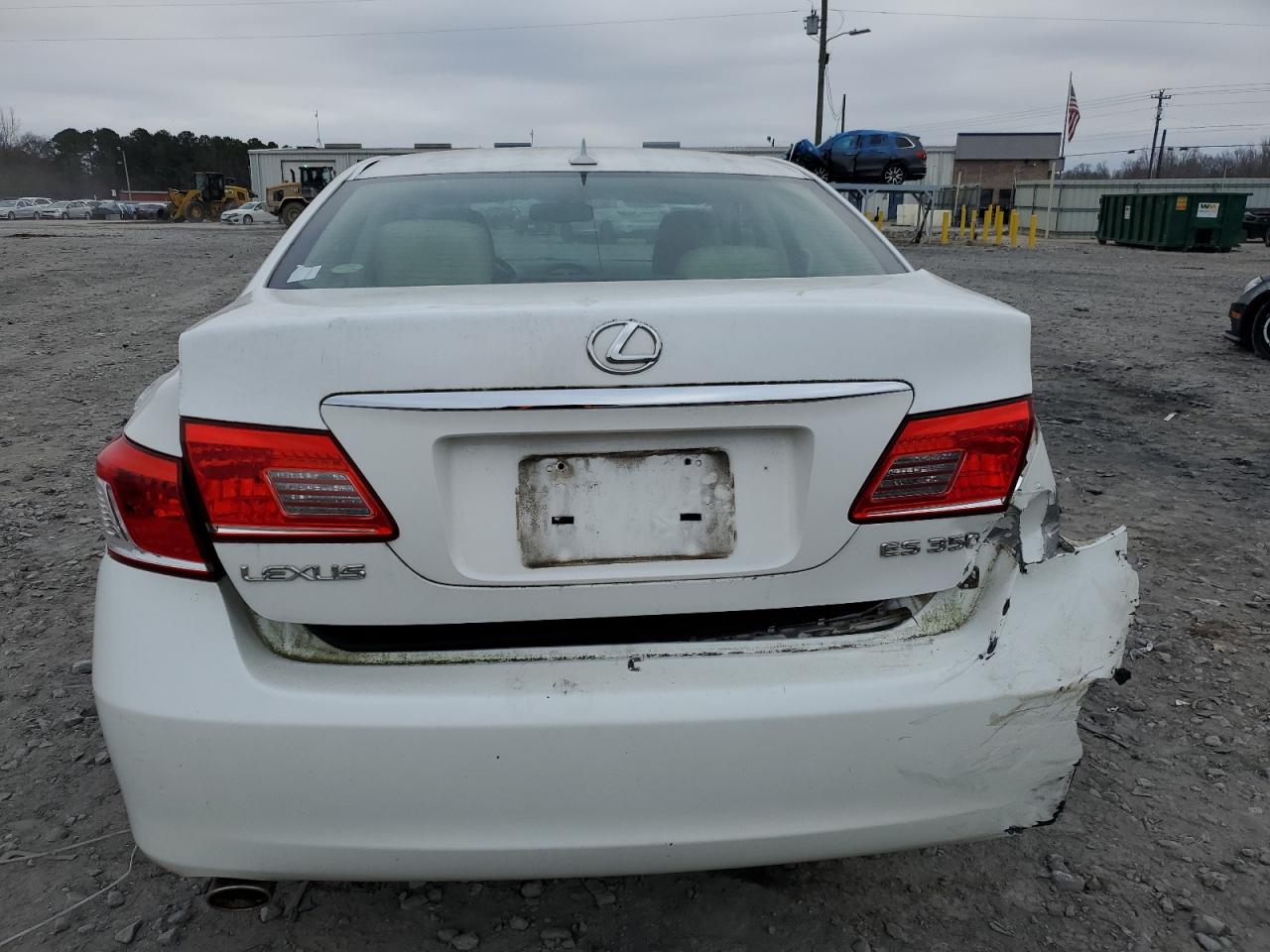 2010 Lexus ES - Image 6