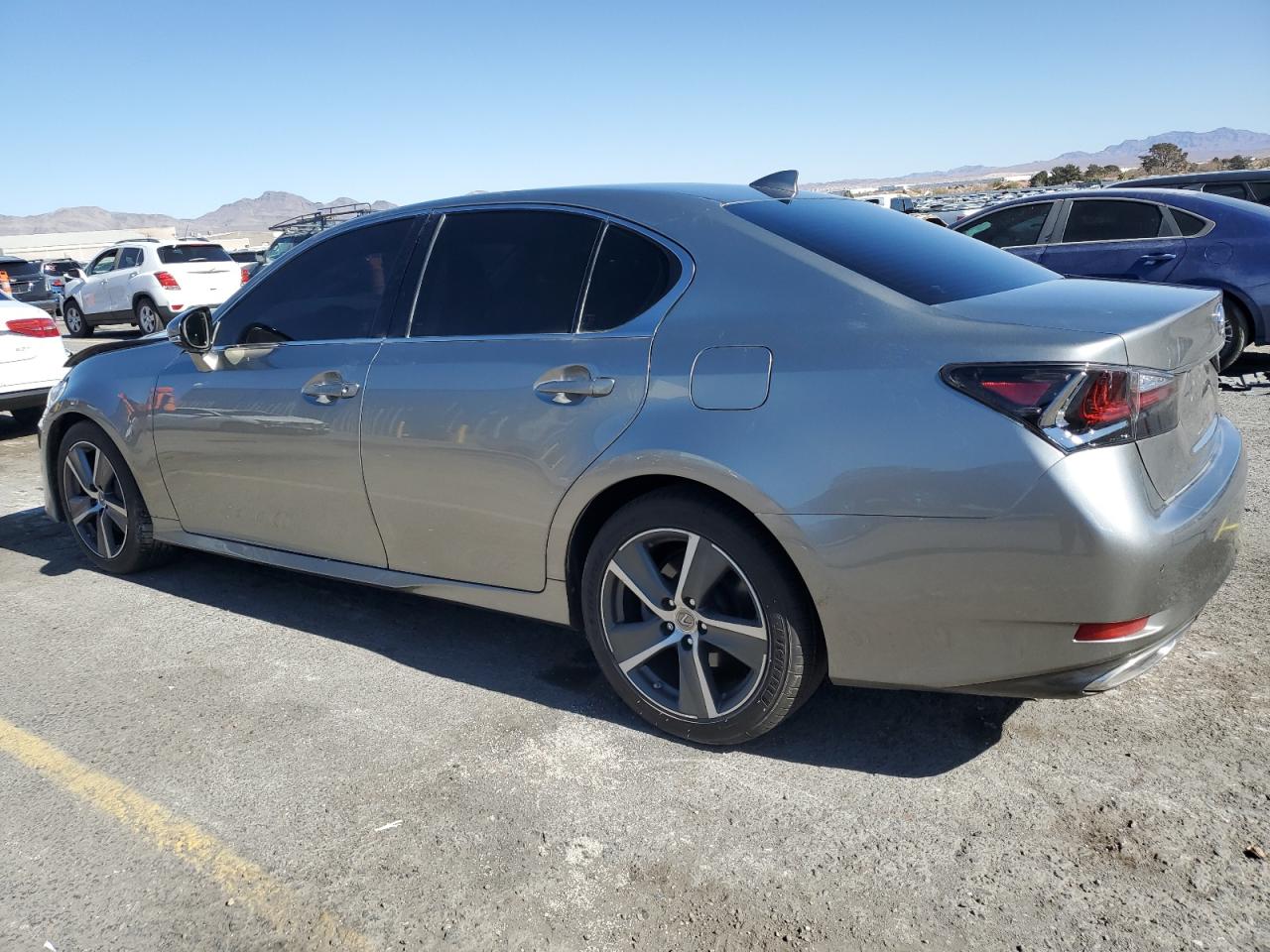2016 Lexus GS - Image 2