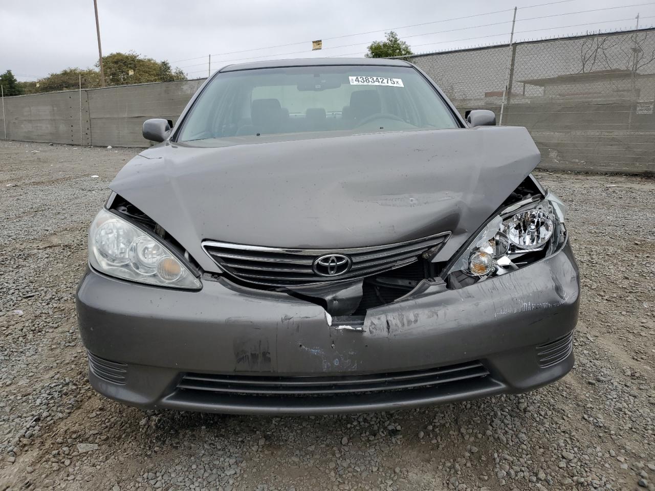 2005 Toyota Camry - Image 5