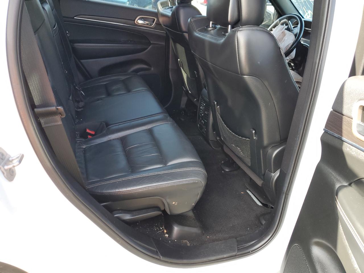 2014 Jeep Grand Cherokee - Image 11