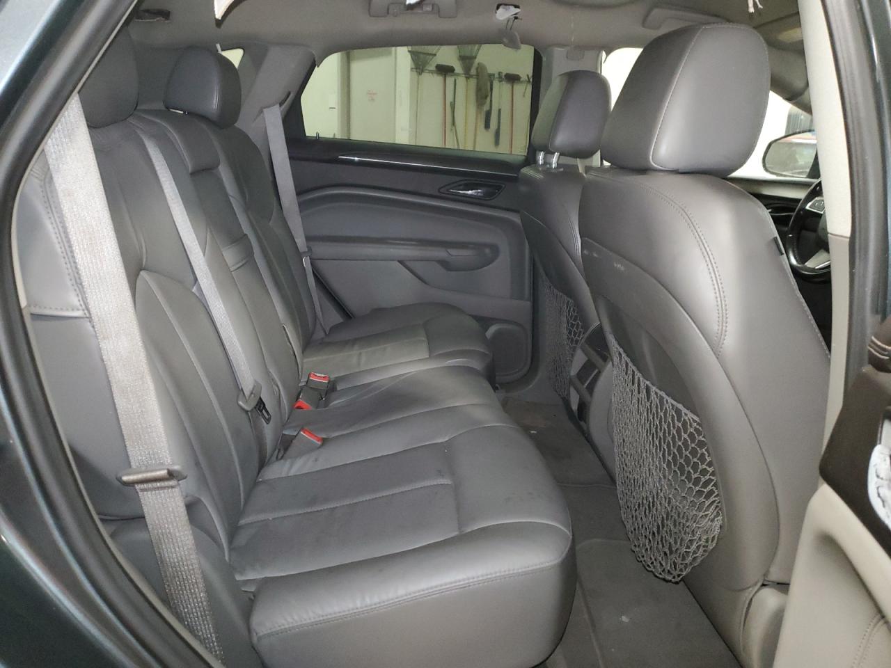 2010 Cadillac SRX - Image 11