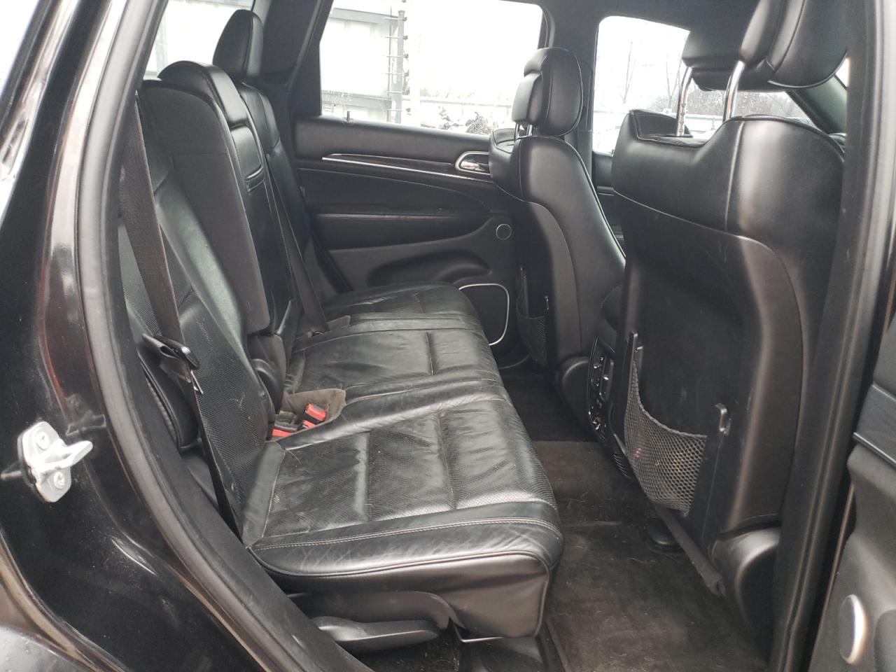 2015 Jeep Grand Cherokee - Image 10