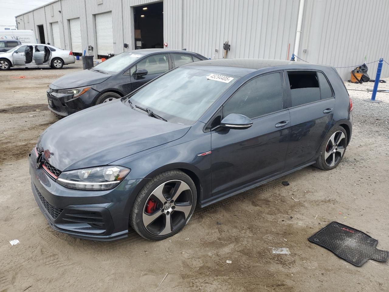2018 Volkswagen GTI - Image 1