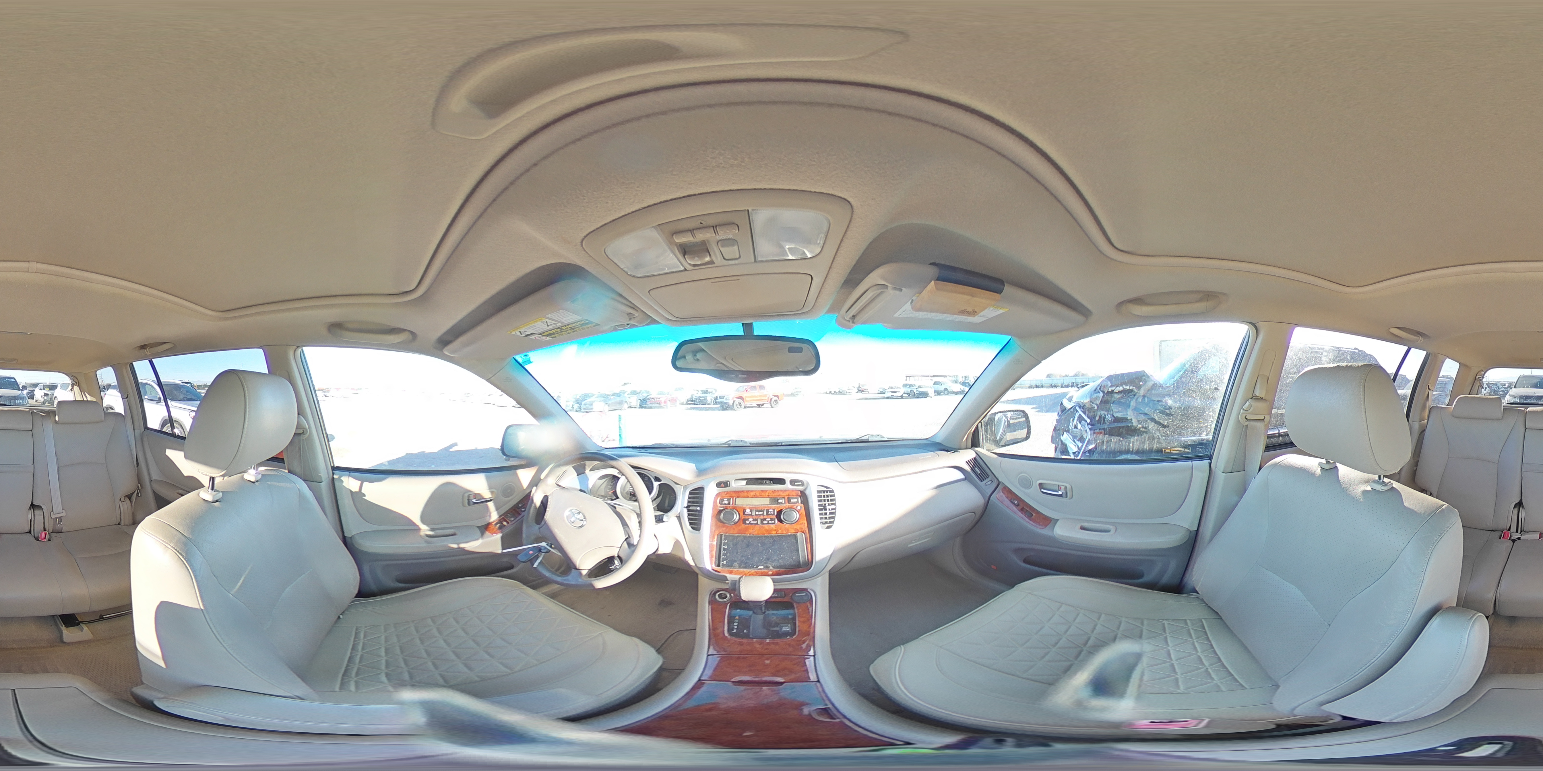 2005 Toyota Highlander - Image 12