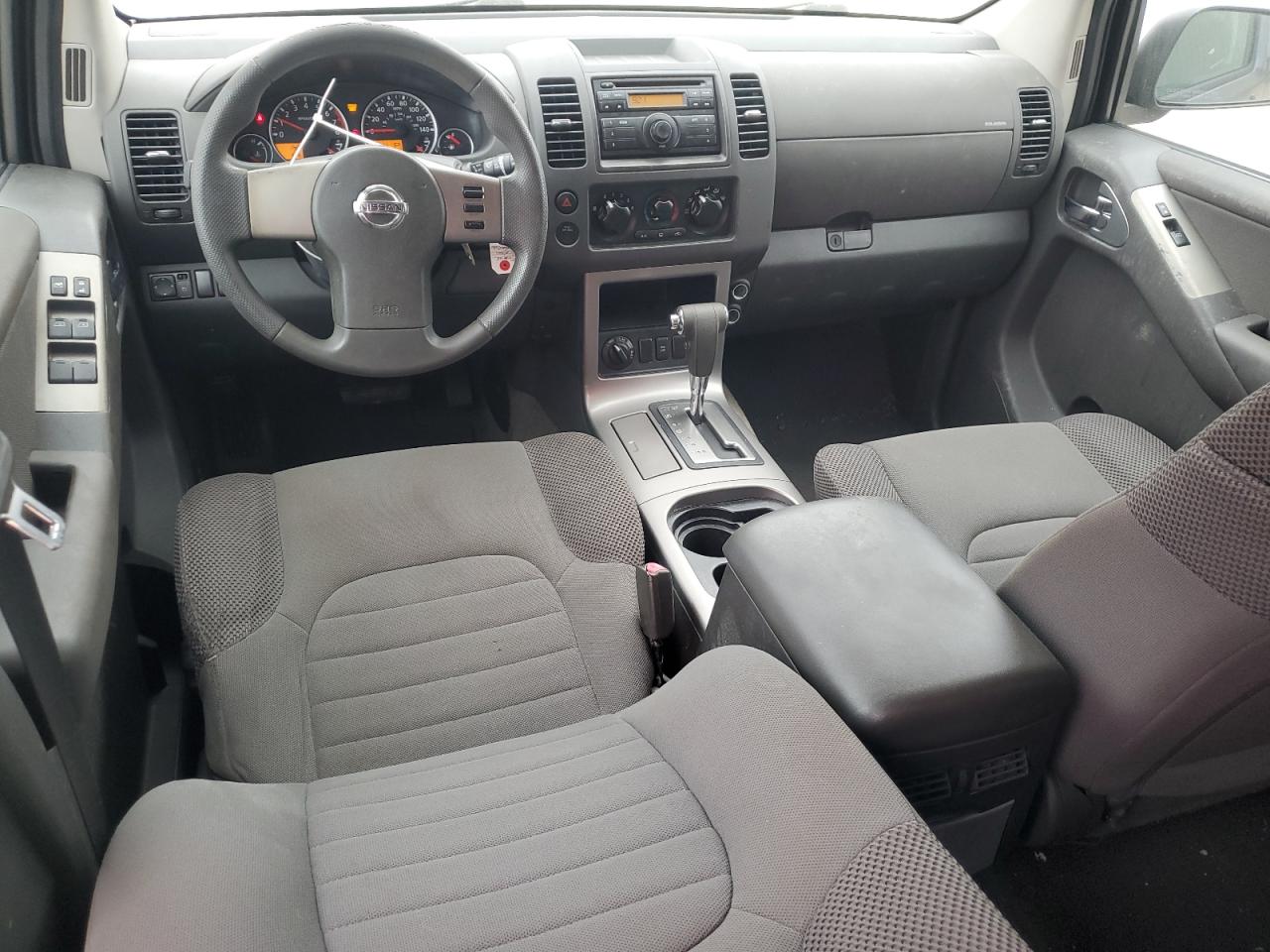 2011 Nissan Pathfinder - Image 8