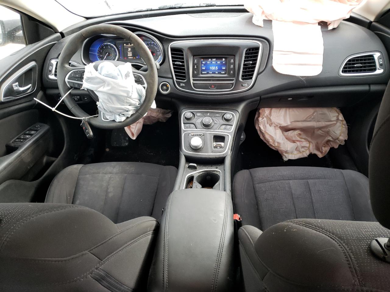 2015 Chrysler 200 - Image 8