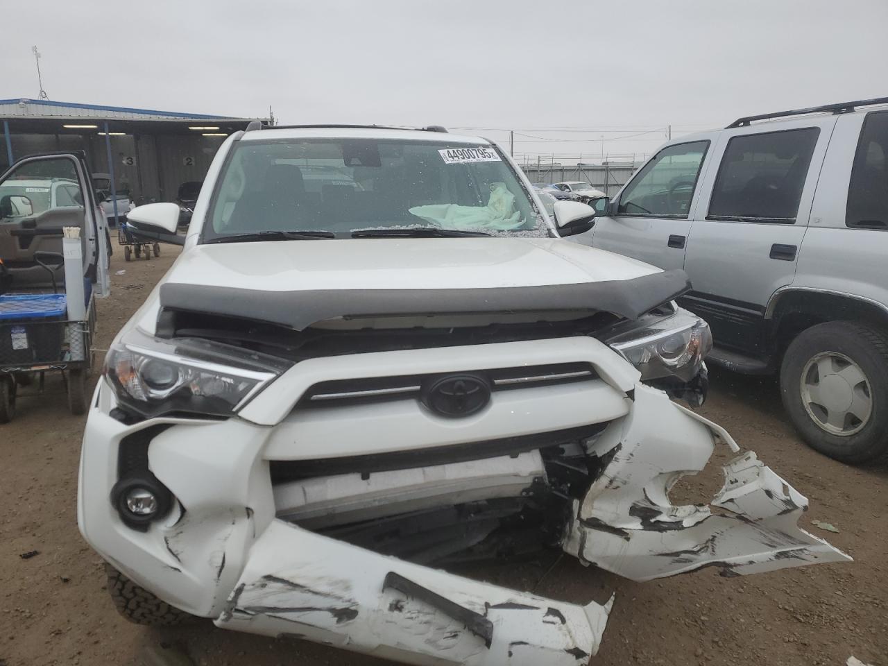 2022 Toyota 4Runner - Image 5