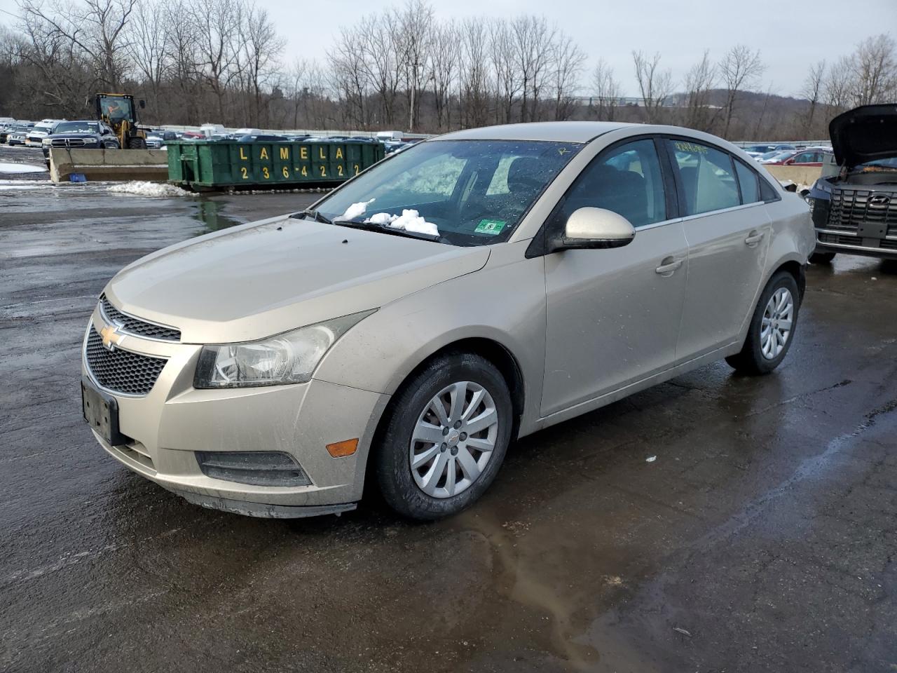 2011 Chevrolet Cruze - Image 1
