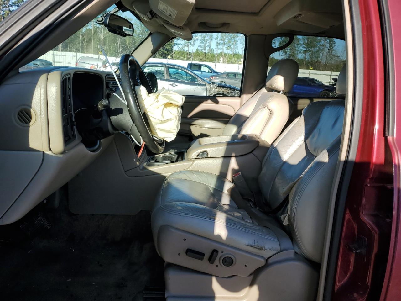 2004 Chevrolet Tahoe - Image 7