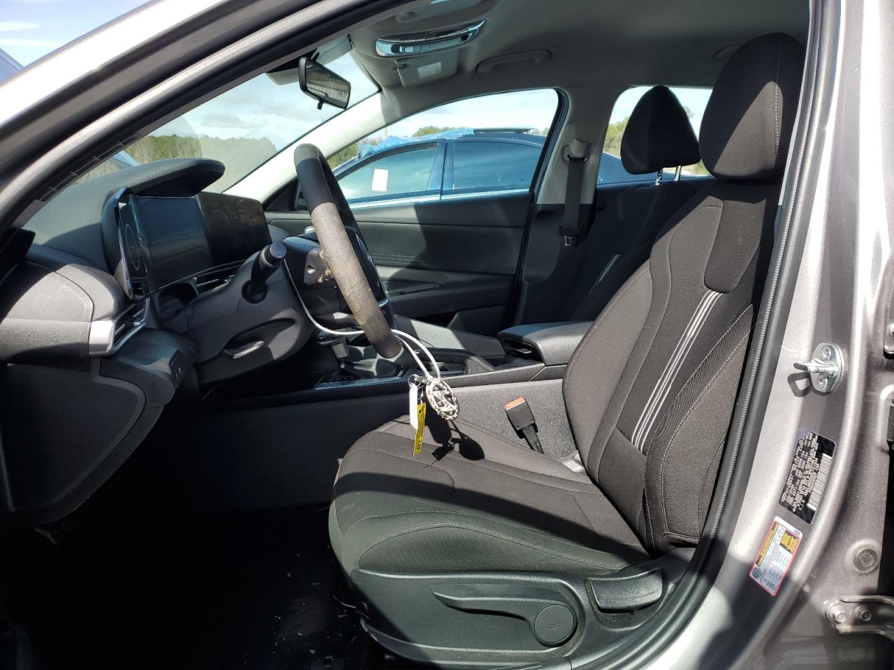 2024 Hyundai Elantra - Image 7