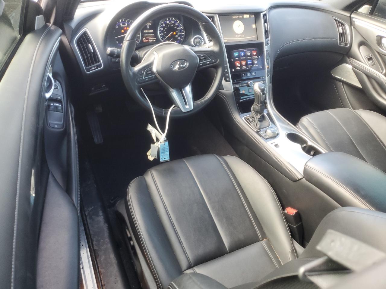 2019 Infiniti Q60 - Image 8