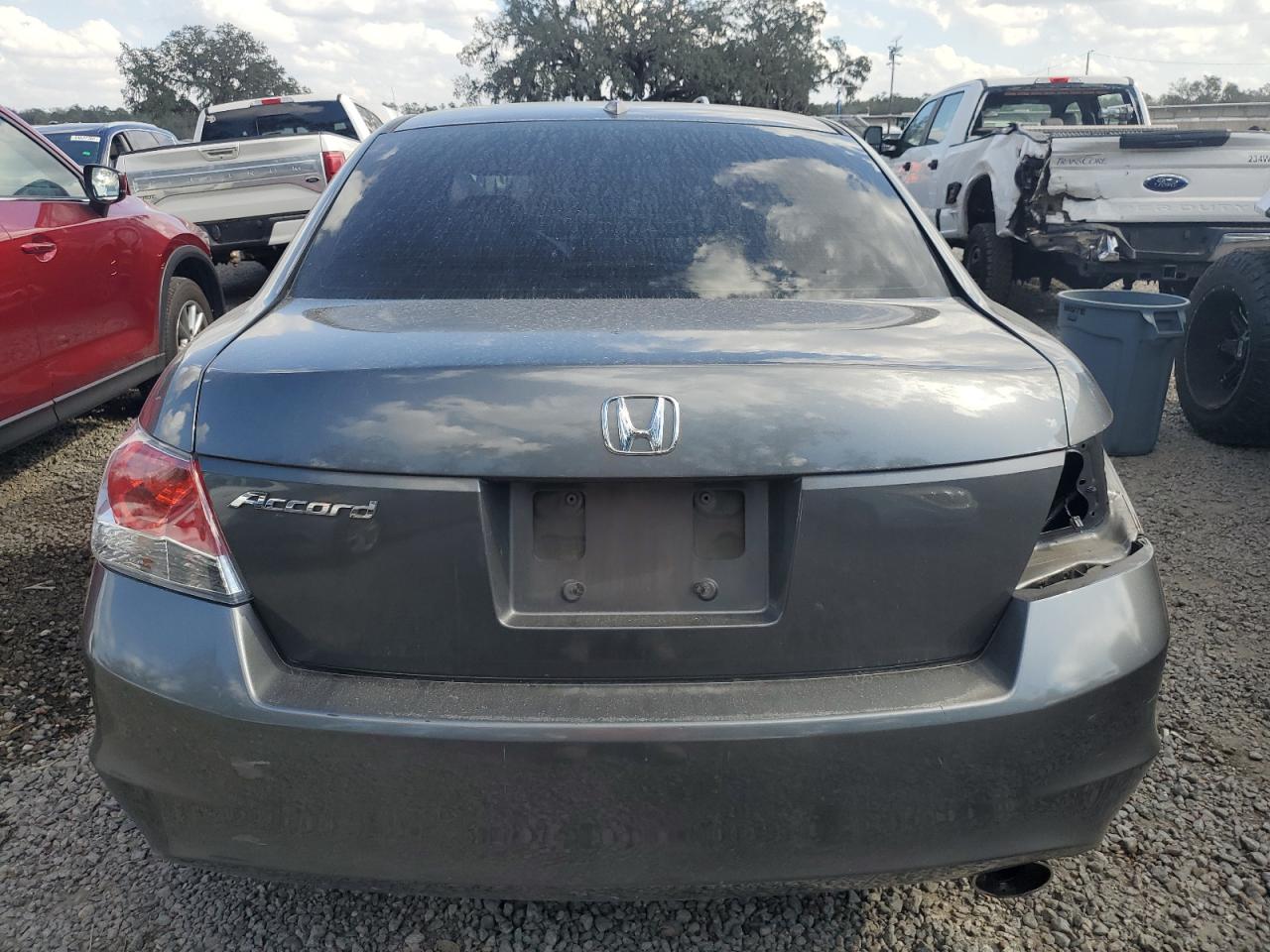 2010 Honda Accord - Image 6