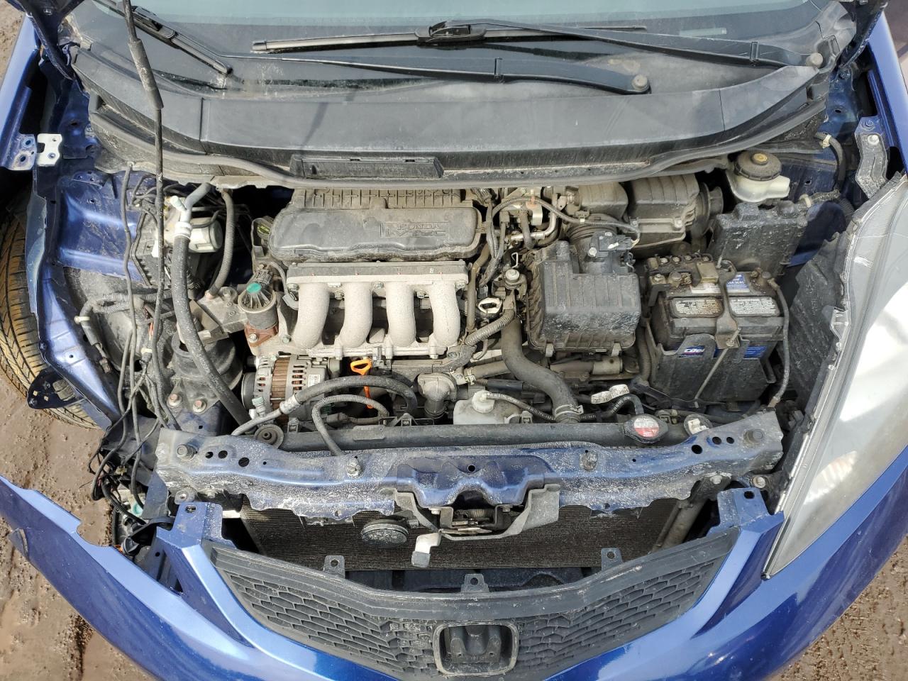 2013 Honda Fit - Image 11
