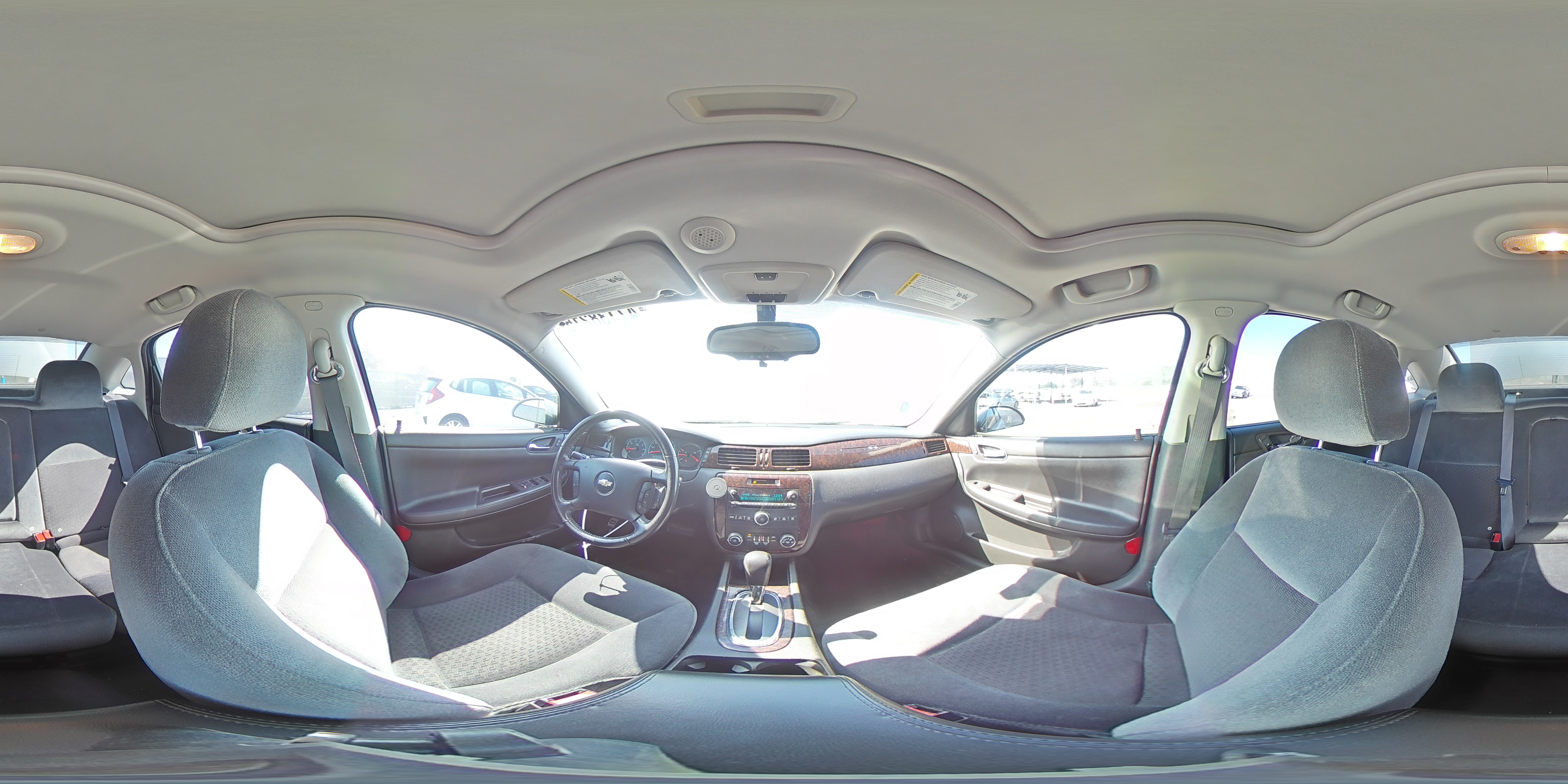 2014 Chevrolet Impala - Image 13