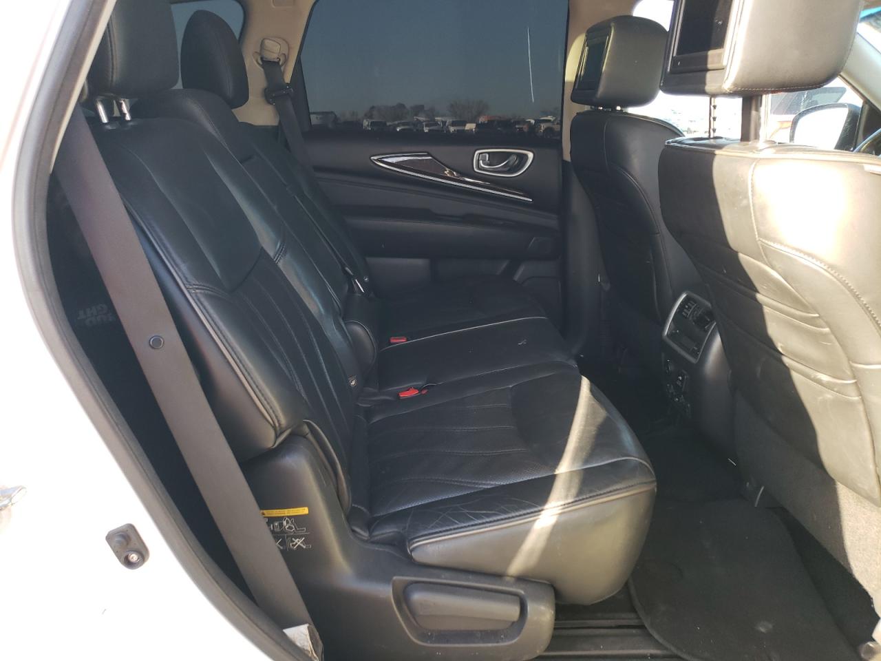 2015 Infiniti QX60 - Image 11