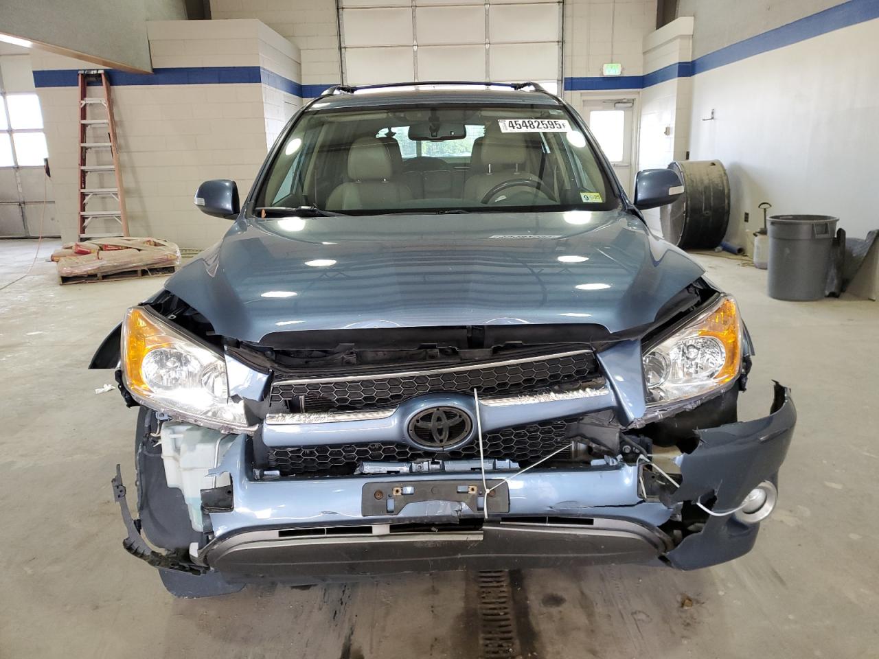 2012 Toyota RAV 4 - Image 5