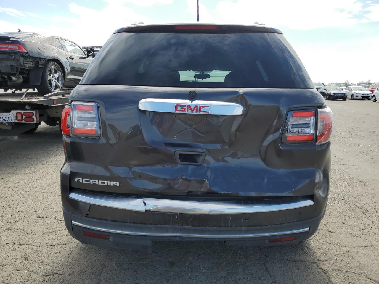 2015 GMC Acadia - Image 6