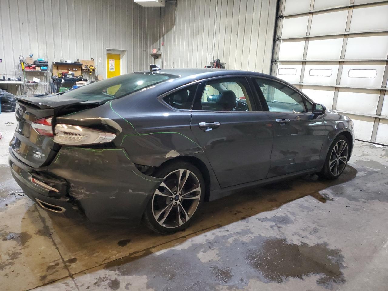 2020 Ford Fusion - Image 3