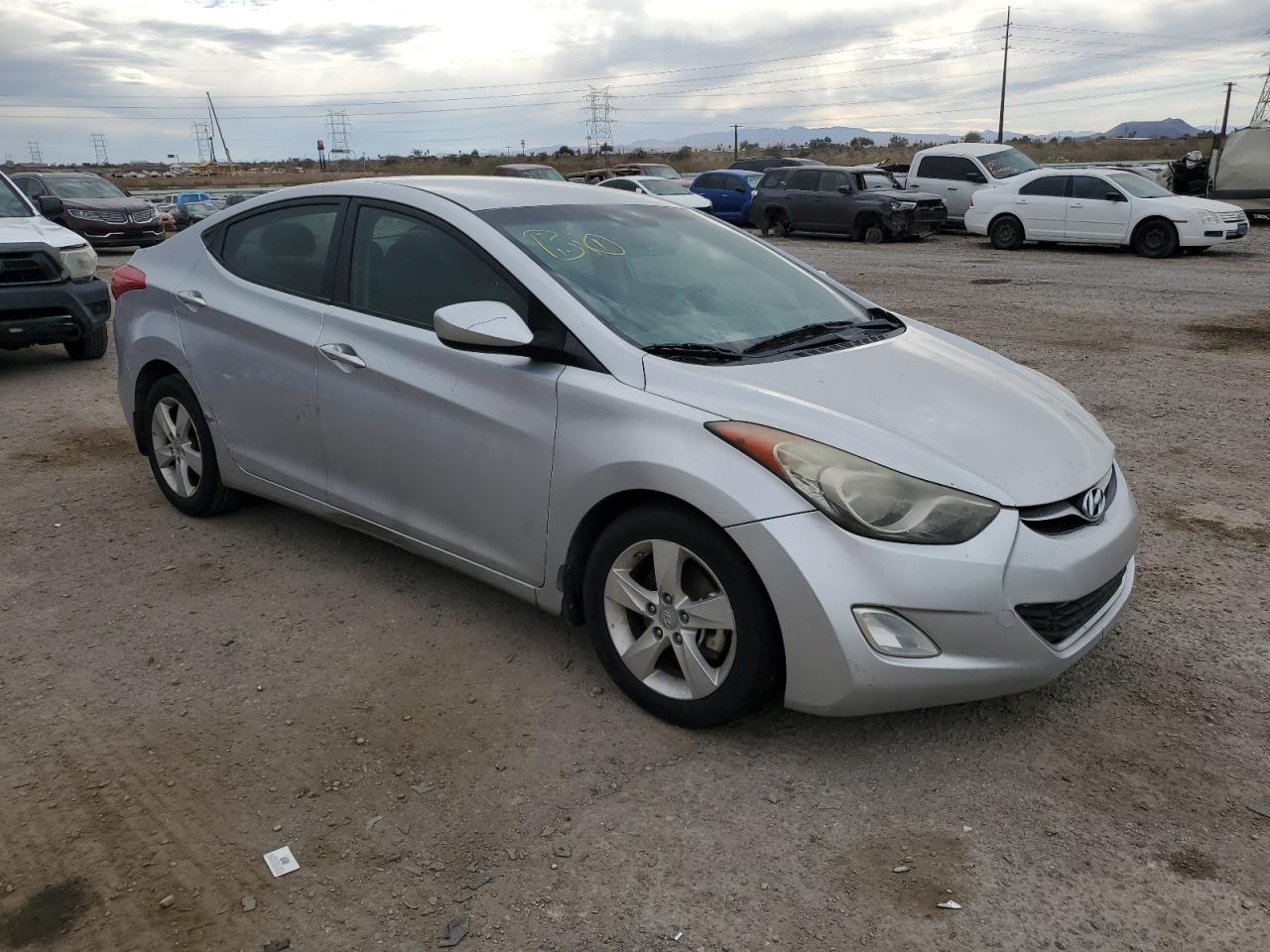 2013 Hyundai Elantra - Image 4